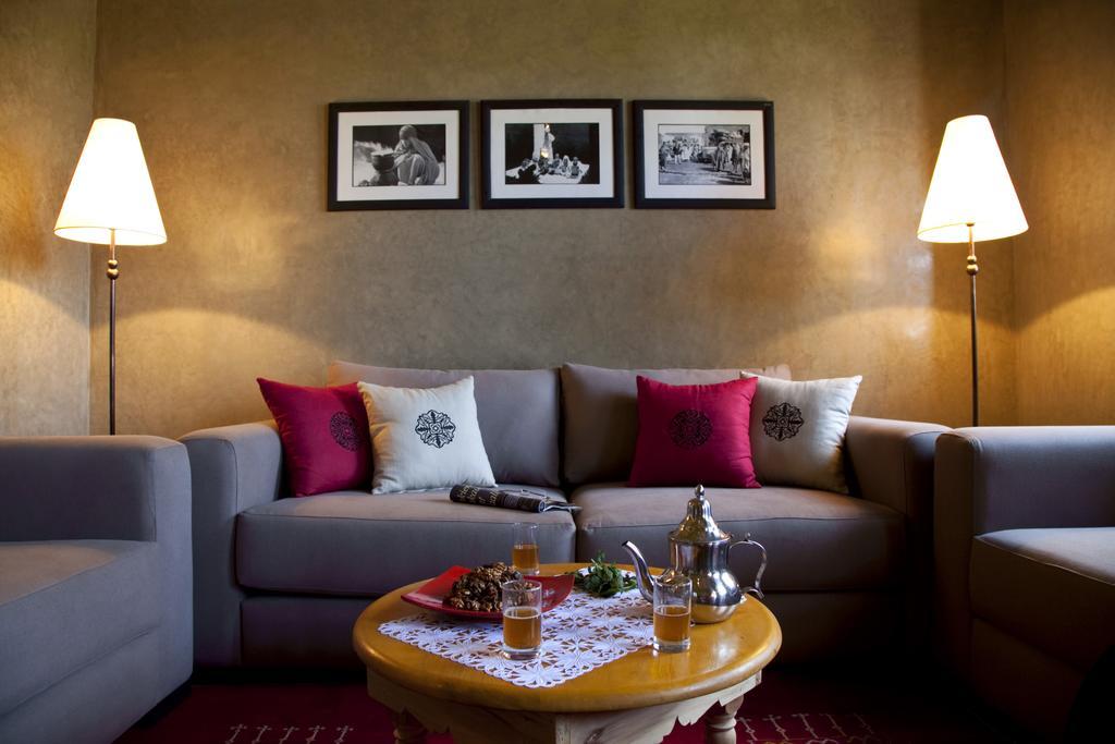 Kasbah Illy Hotel Demnate Buitenkant foto